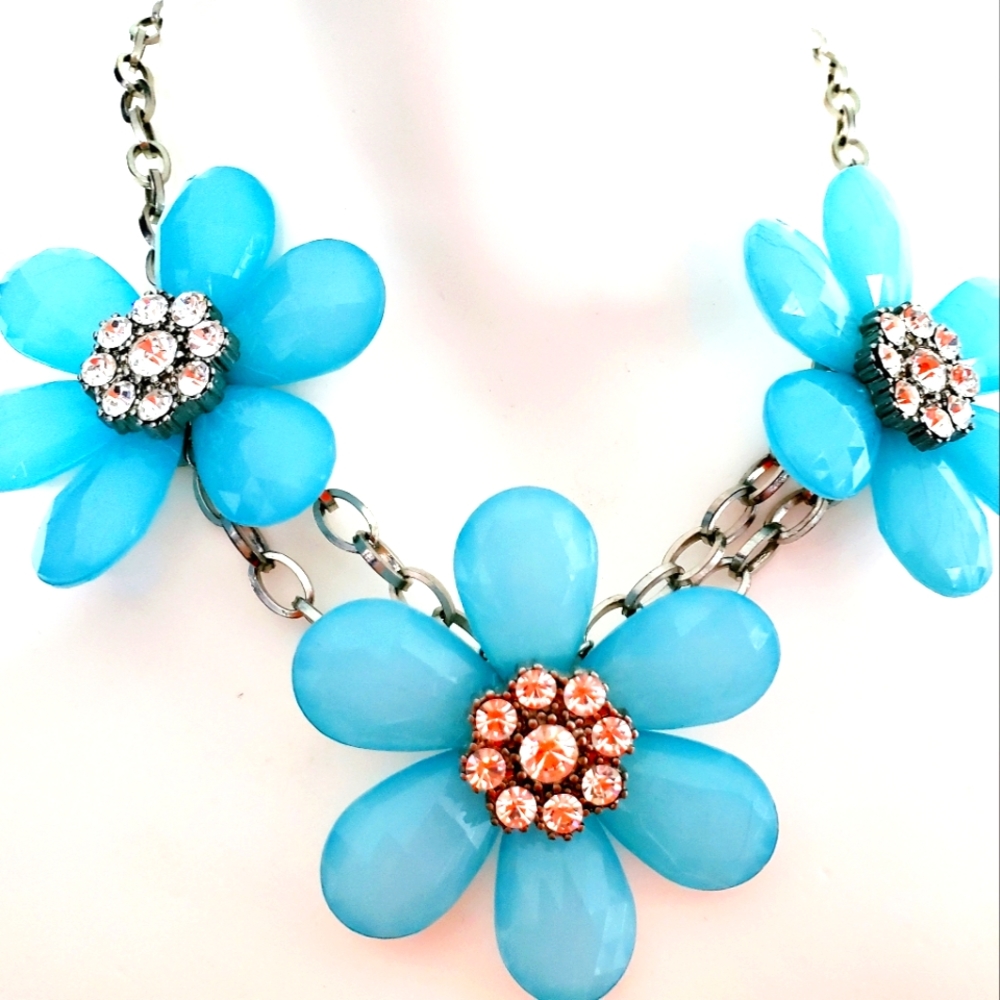 Women's Flower Necklace